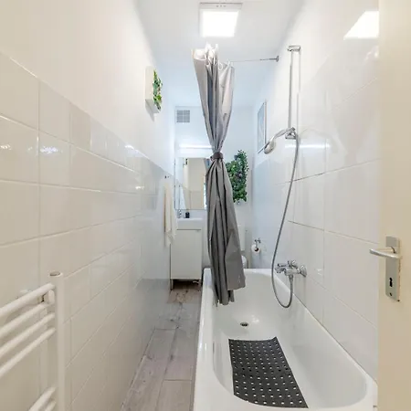 Apartman Spacestays Blue Raspberry