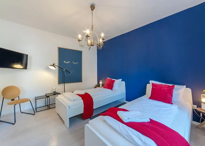 Spacestays Blue Raspberry Apartament