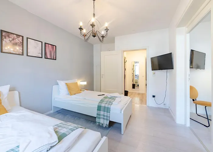 Spacestays Blue Raspberry 公寓 *