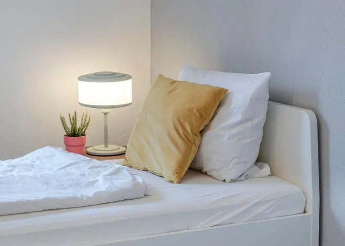 Spacestays Blue Raspberry Apartament